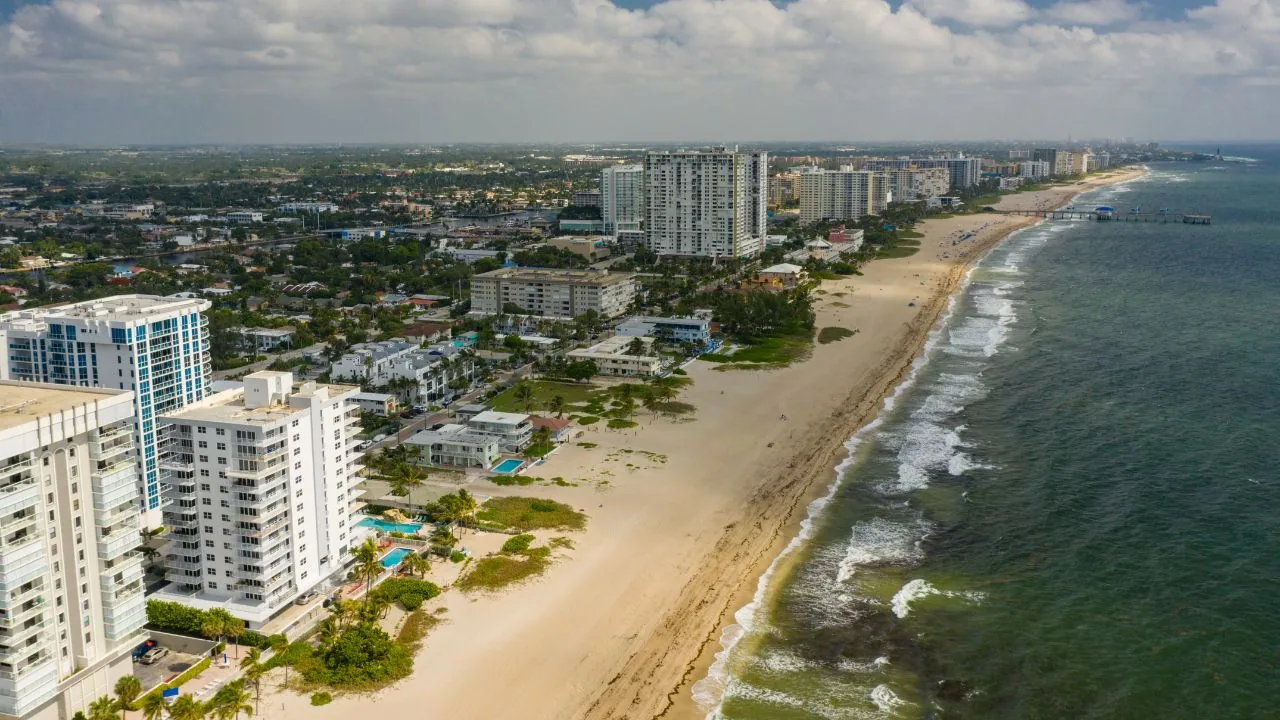 Commercial Roofing in Downtown Pompano Beach, Pompano Beach, FL